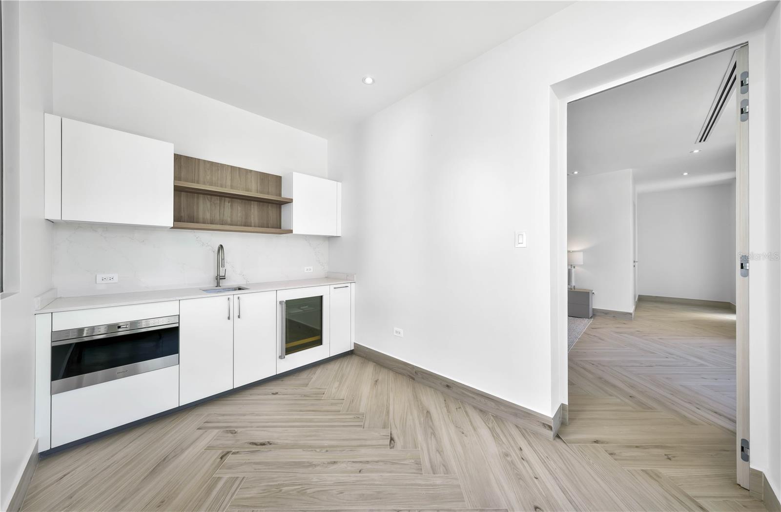 DORADO COUNTRY ESTATES - Residential