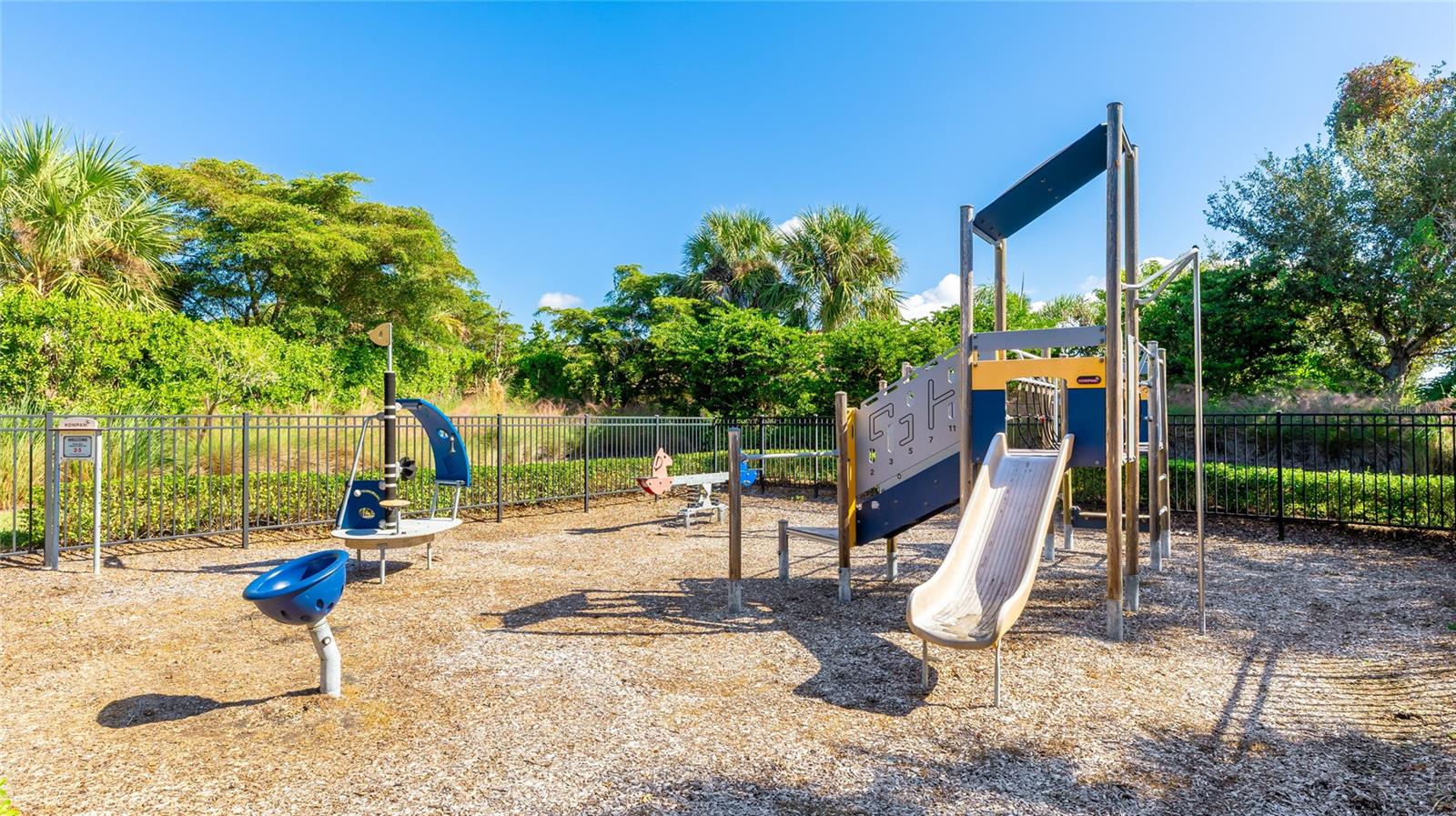 BELLACINA BY CASEY KEY PH 3 - Residential