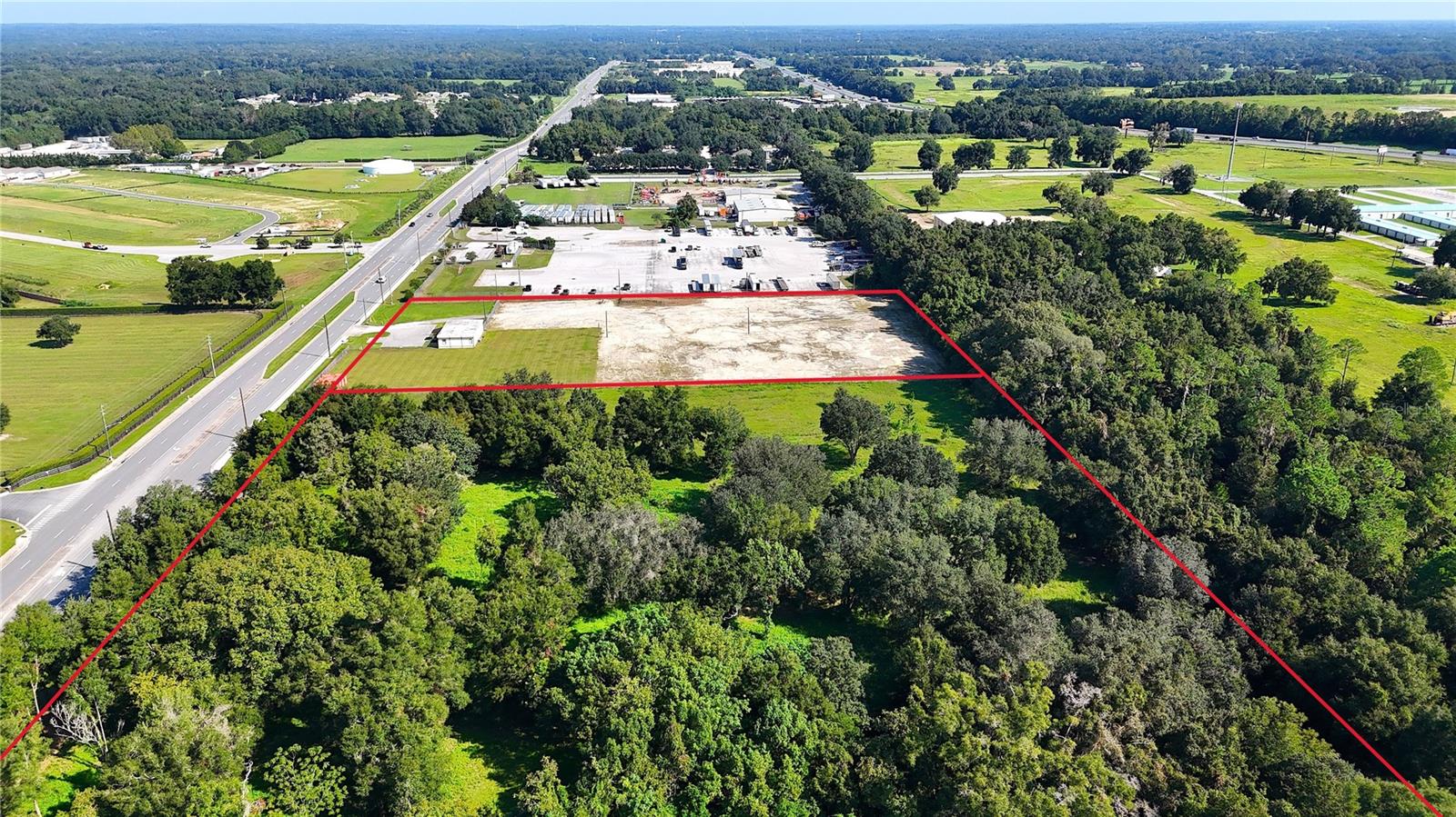 Prime Commercial Land for Sale!
This excellant property boasts a prime location with convenient access from both the North and South via NW 44th Avenue. B-5 Zoning allows for a variety of commercial buisness types from retail, wholsale, repair and service. Situated just North of US HWY 27 & I-75. The combined parcels total 14+/- acres, comprising of a 4.96+/- acre and 9.04+/- acre parcel. Located in the NW, Ocala's most sought-after demographic areas, this development is perfect for buisnesses looking for prominence and accessibility. Prospective buyers can design thie workspace from the ground up, selecting their preferred layout and interior finishes to create an environment that perfectly reflects their brand and meets their operational needs. Don't miss out on this exceptional chance to establish your buisness in the thirving location.