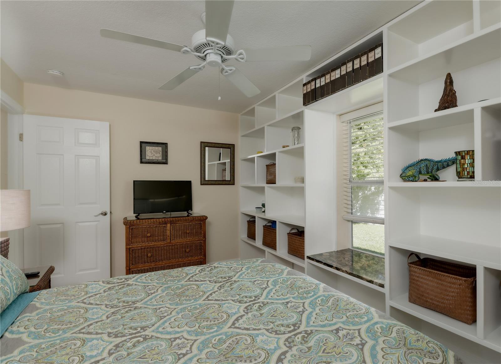 SUNSET POINT 2ND ADD - Residential Lease