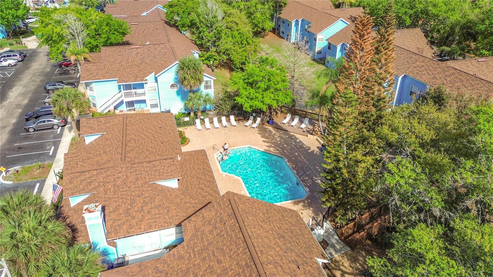 VILLAS AT SOMERSET THE - Residential