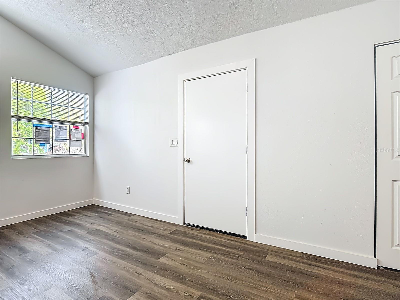 VILLAS AT SOMERSET THE - Residential