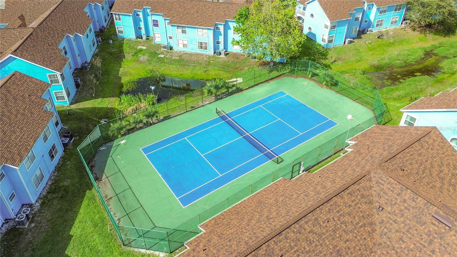 VILLAS AT SOMERSET THE - Residential