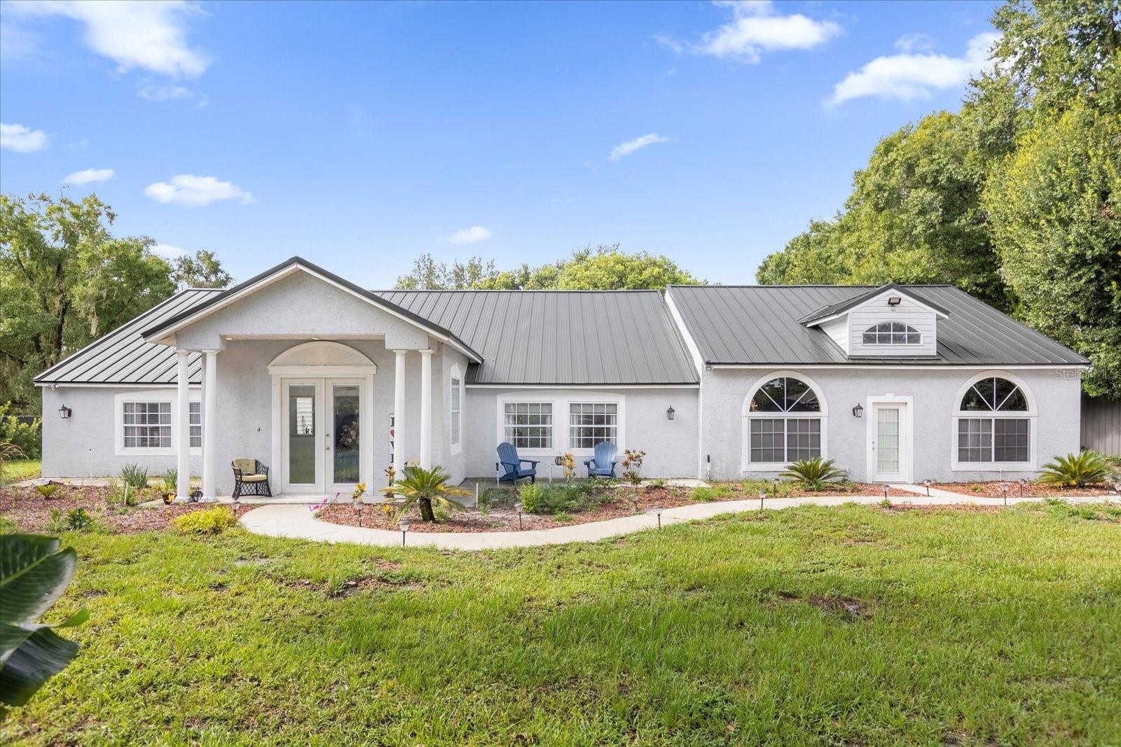 RUNNYMEDE OAKS UNREC - Residential