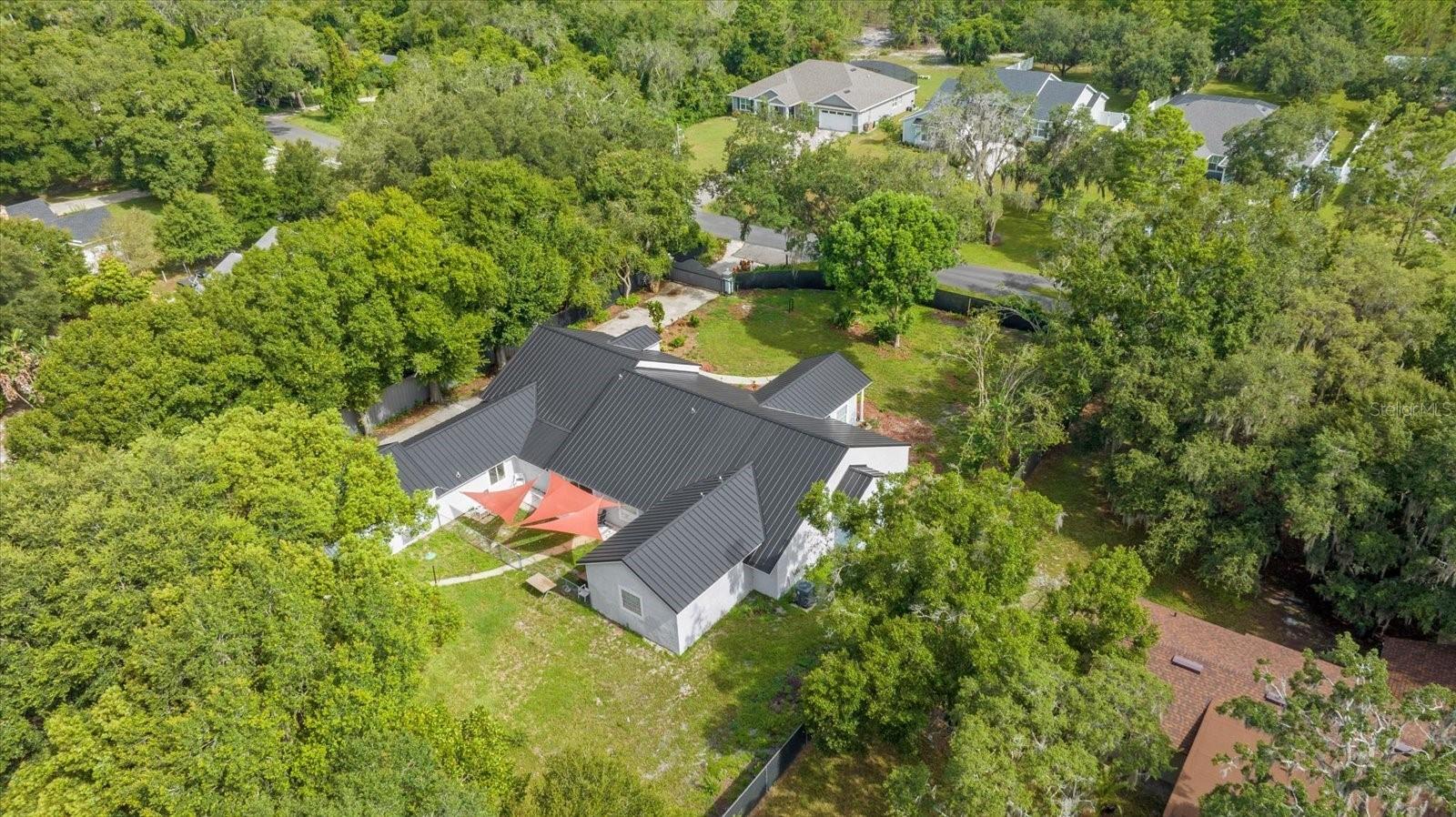RUNNYMEDE OAKS UNREC - Residential