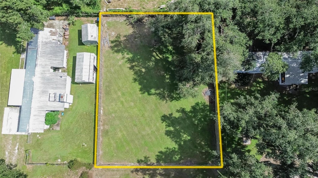 Photo of 4822 Pattys Pl, Plant City, FL 33565 (MLS # TB8558936)