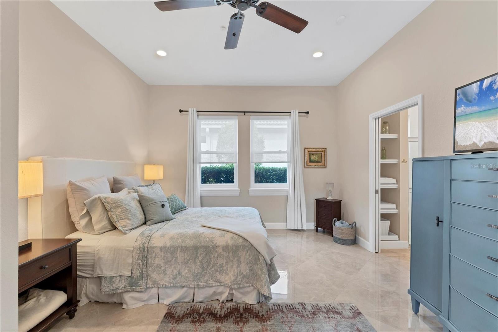 UNIVERSITY PARK COUNTRY CLUB - Residential