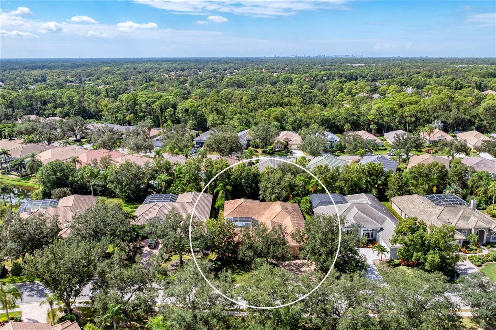 UNIVERSITY PARK COUNTRY CLUB - Residential