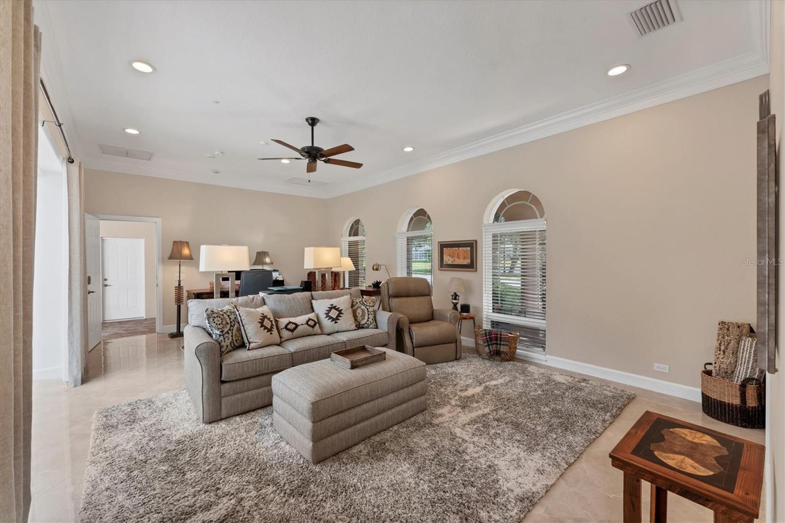 UNIVERSITY PARK COUNTRY CLUB - Residential