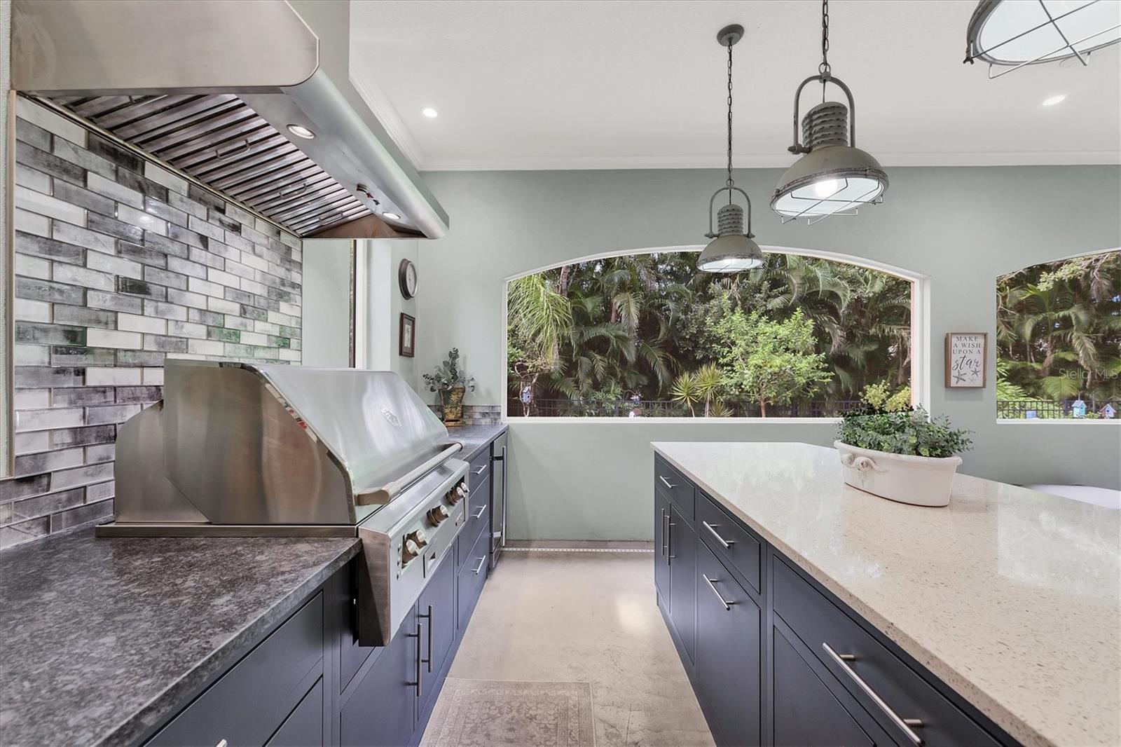 UNIVERSITY PARK COUNTRY CLUB - Residential