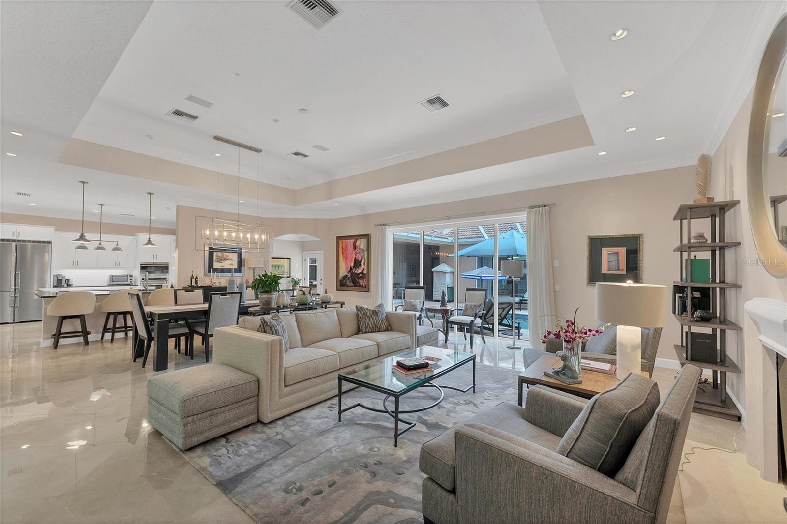 UNIVERSITY PARK COUNTRY CLUB - Residential