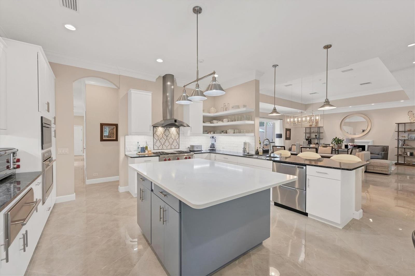 UNIVERSITY PARK COUNTRY CLUB - Residential