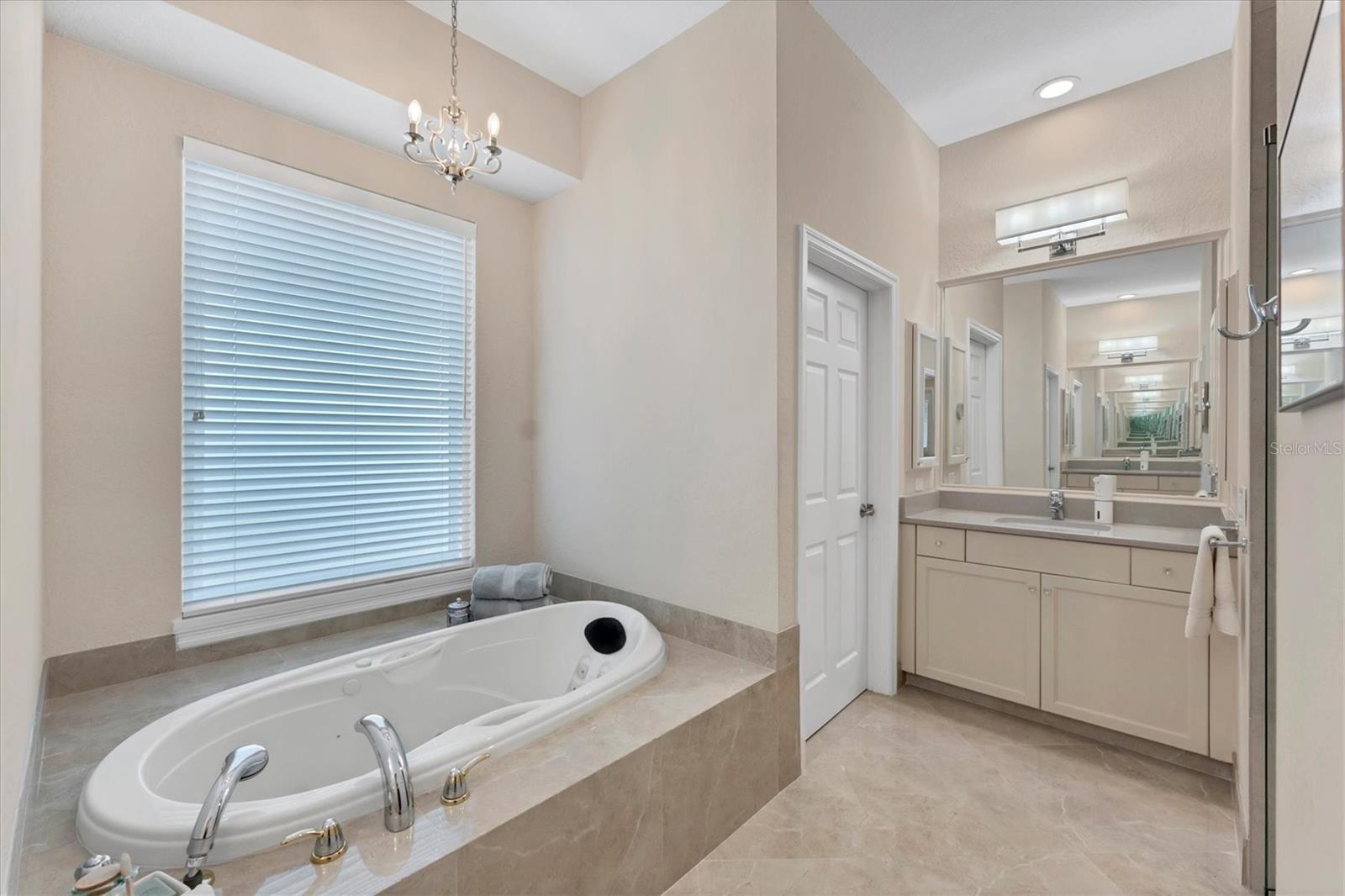 UNIVERSITY PARK COUNTRY CLUB - Residential