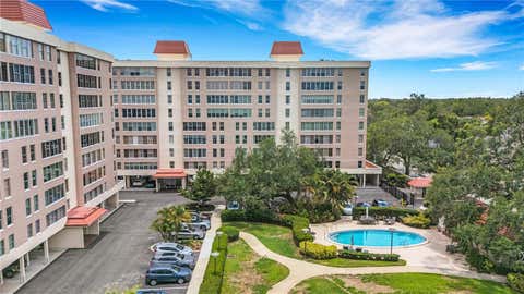 Photo of 2403 S Ardson Place #402B, Tampa, FL 33629 (MLS # TB8528295)