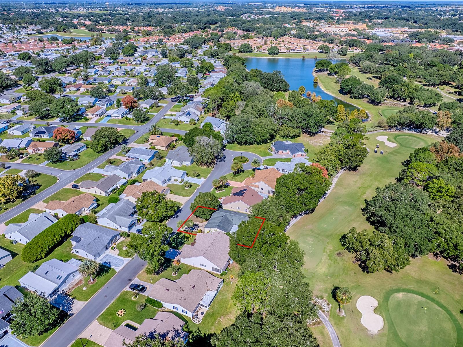 LADY LAKE ORANGE BLOSSOM GARDENS UNIT 15 - Residential