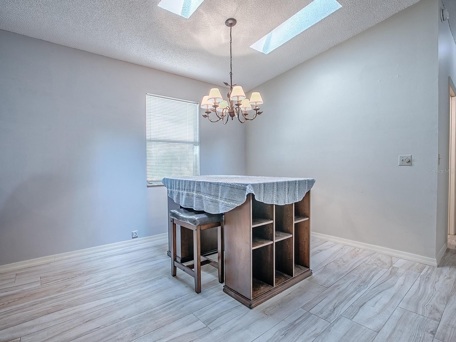 LADY LAKE ORANGE BLOSSOM GARDENS UNIT 15 - Residential