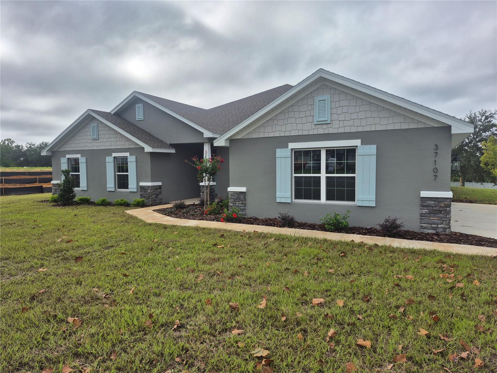 HILL COUNTRY ESTATES - Residential