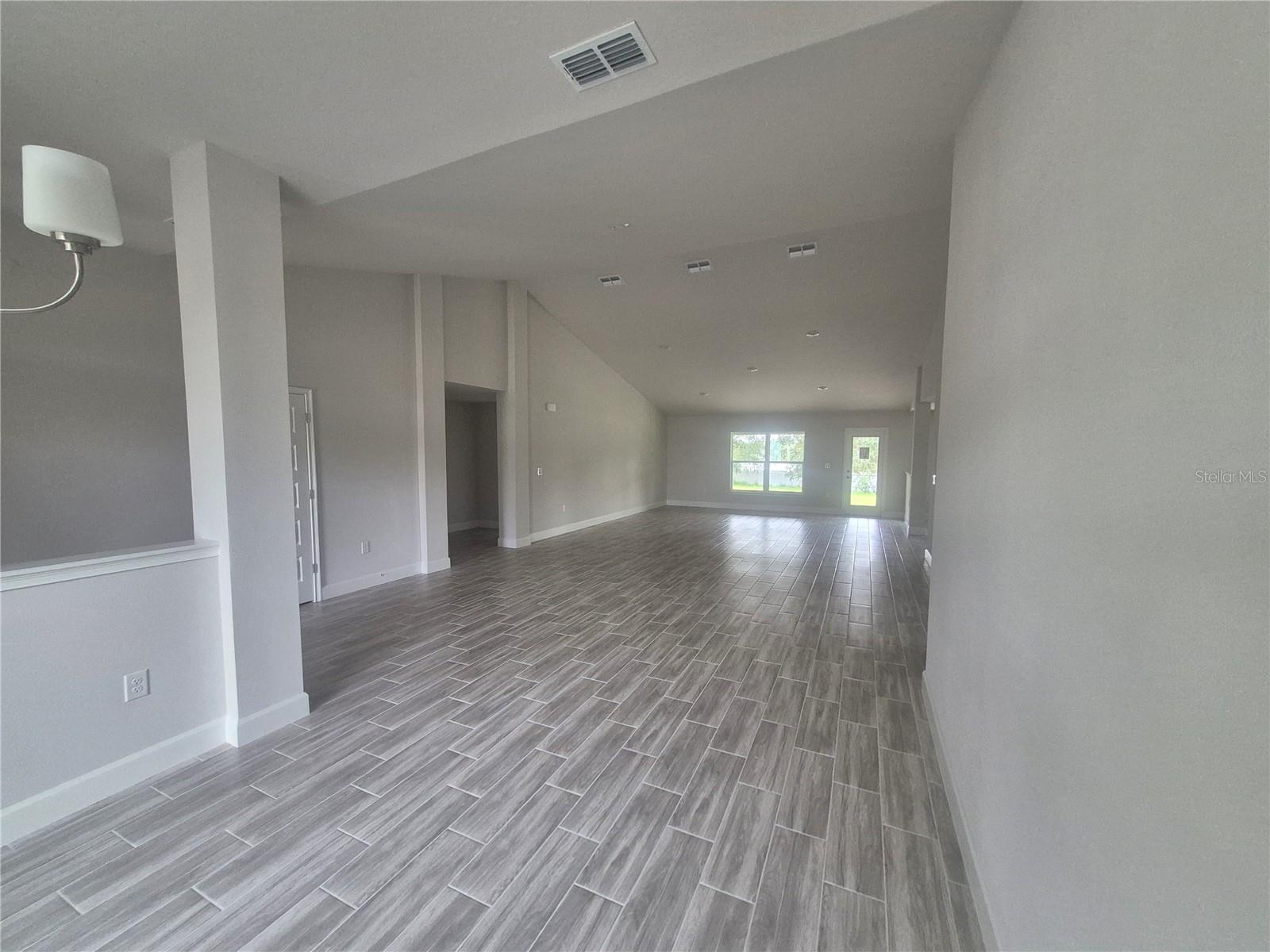 HILL COUNTRY ESTATES - Residential