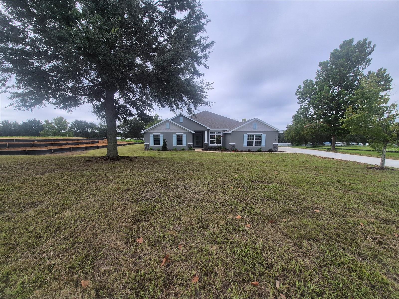 HILL COUNTRY ESTATES - Residential