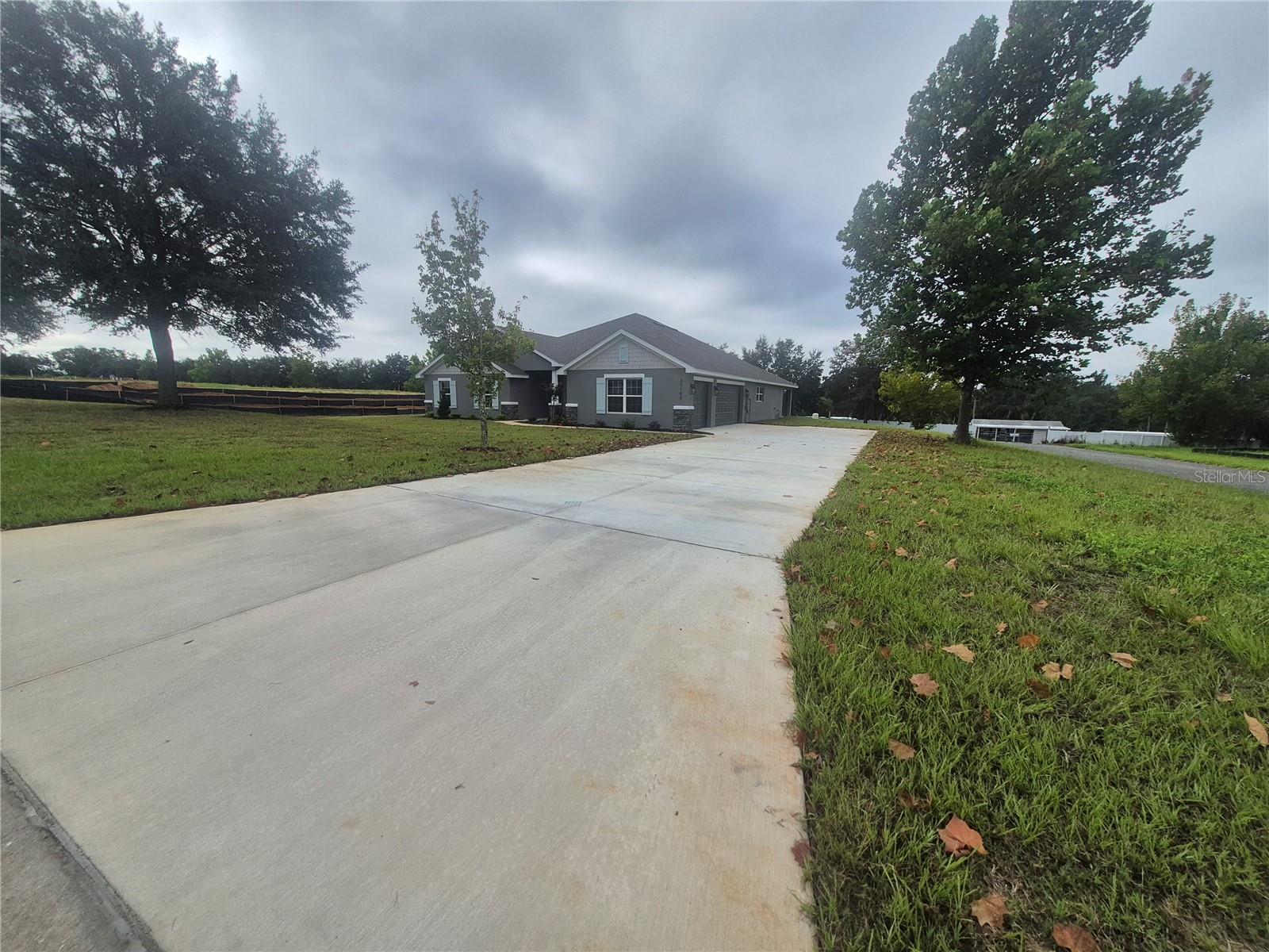 HILL COUNTRY ESTATES - Residential