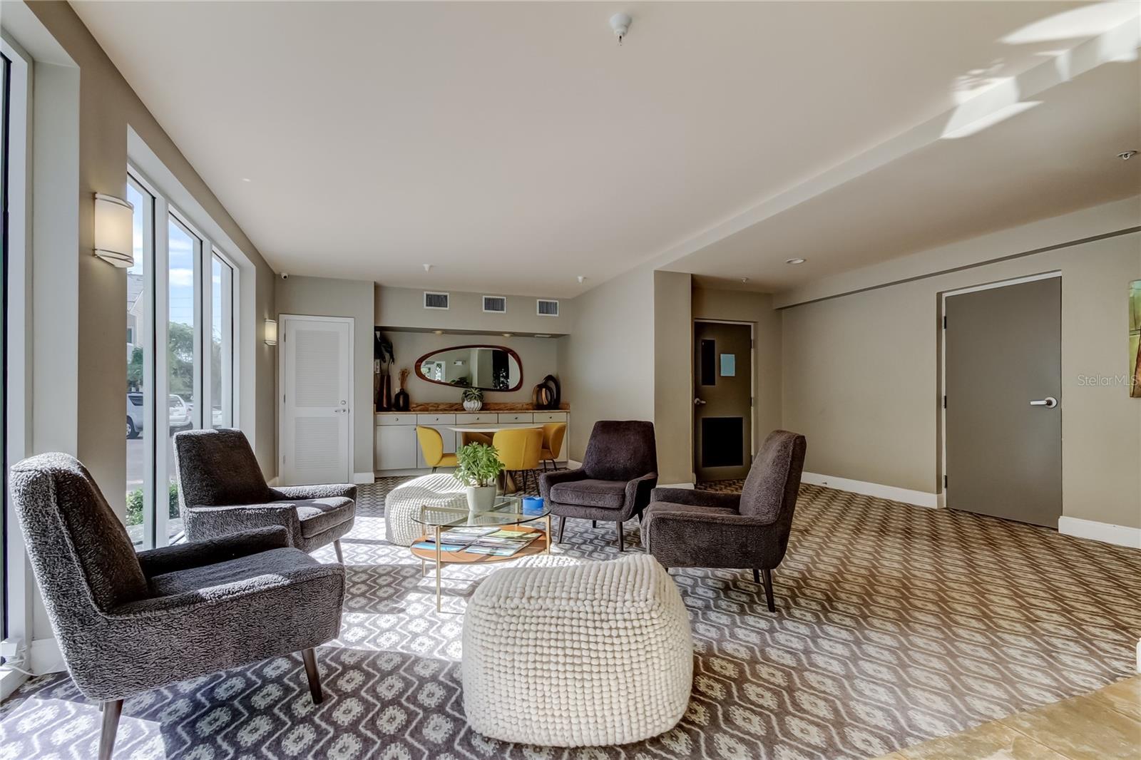 210 5TH AVENUE S 206