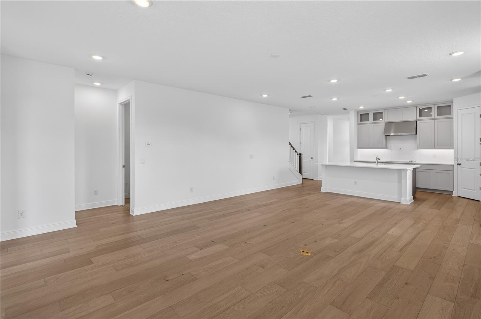 WESLYN PARK - Residential Lease