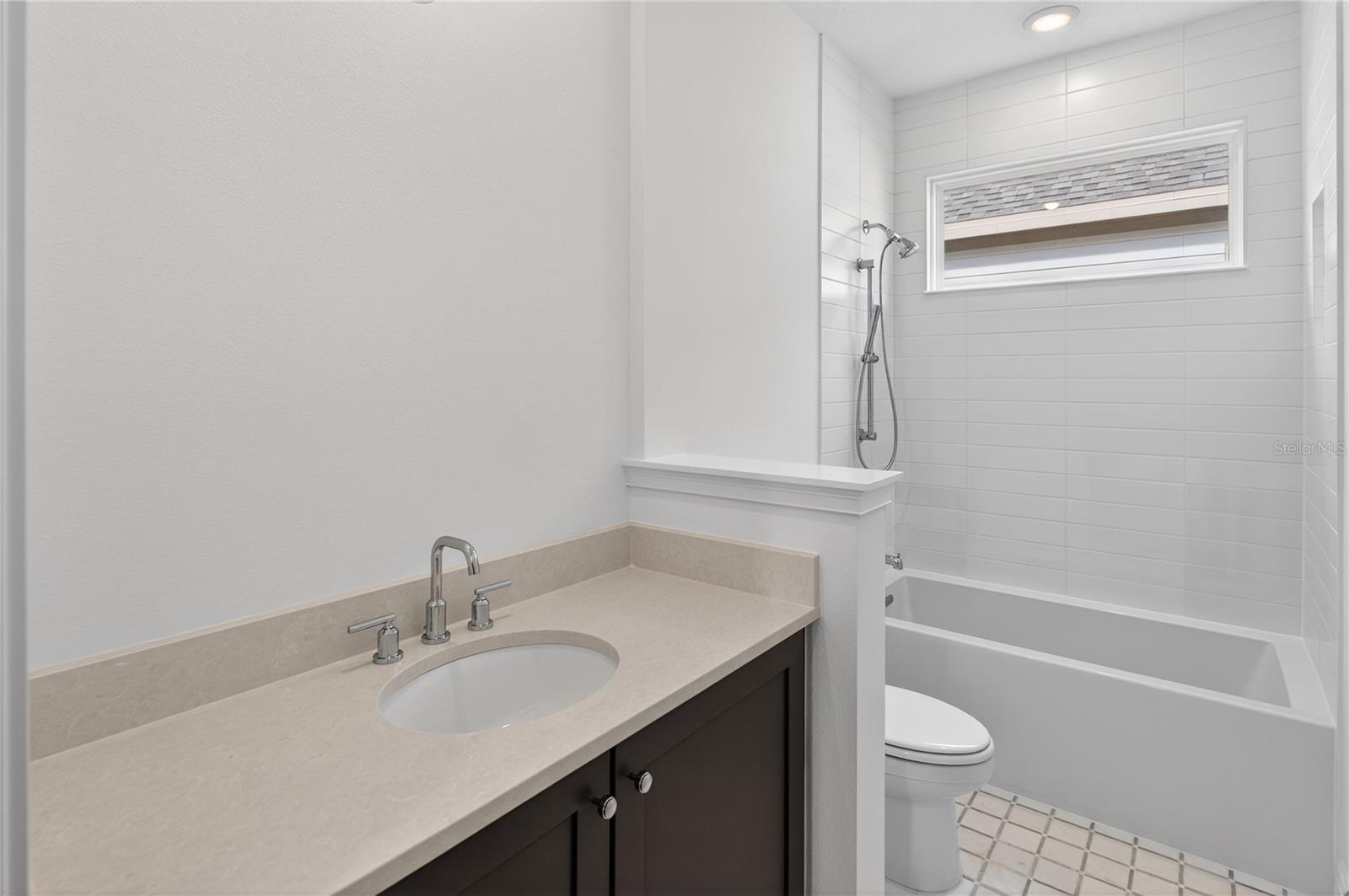 WESLYN PARK - Residential Lease