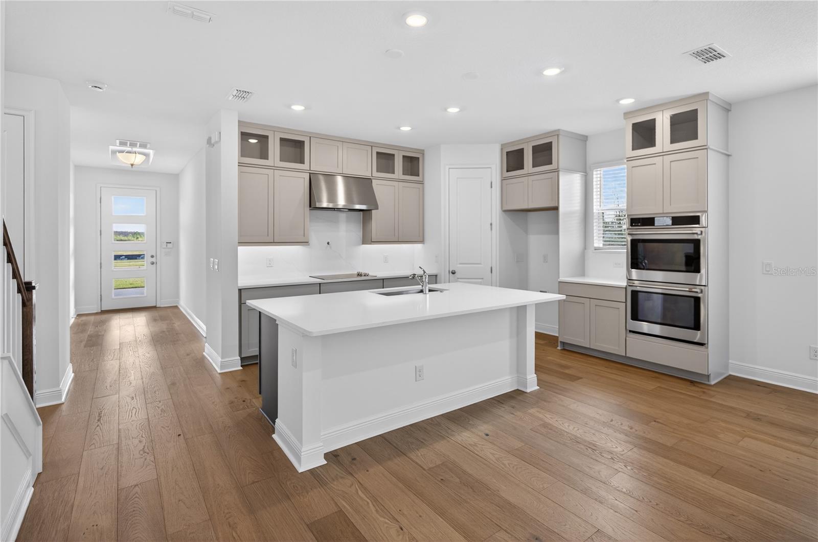 WESLYN PARK - Residential Lease