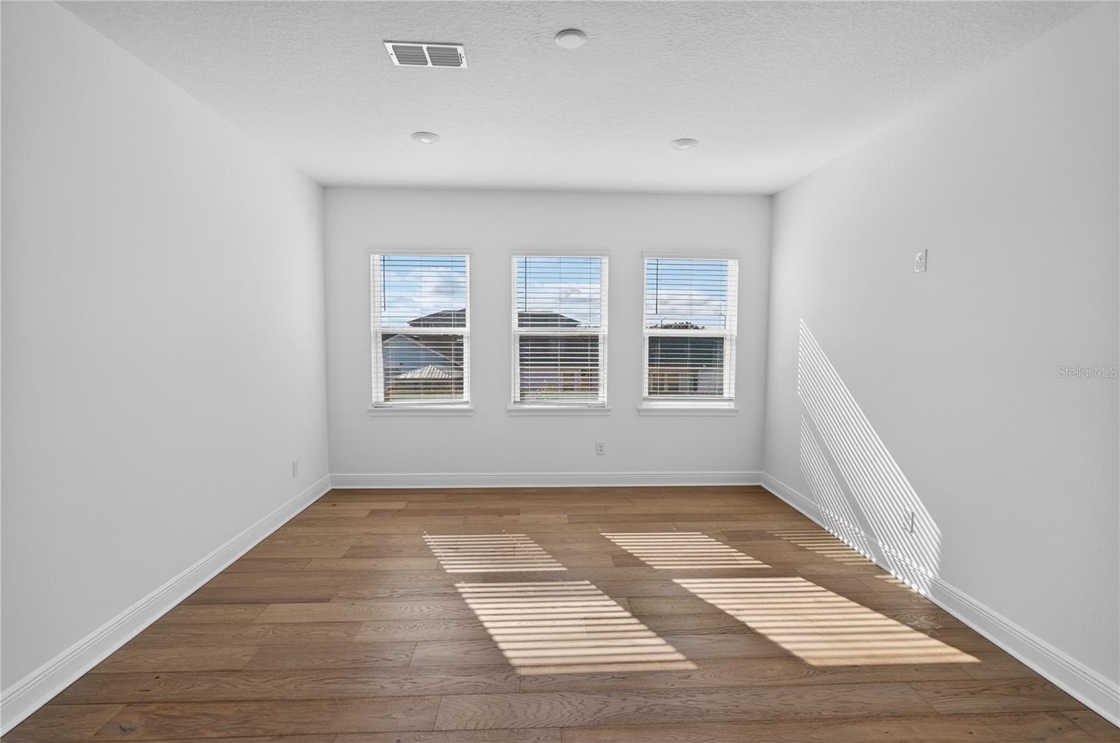 WESLYN PARK - Residential Lease