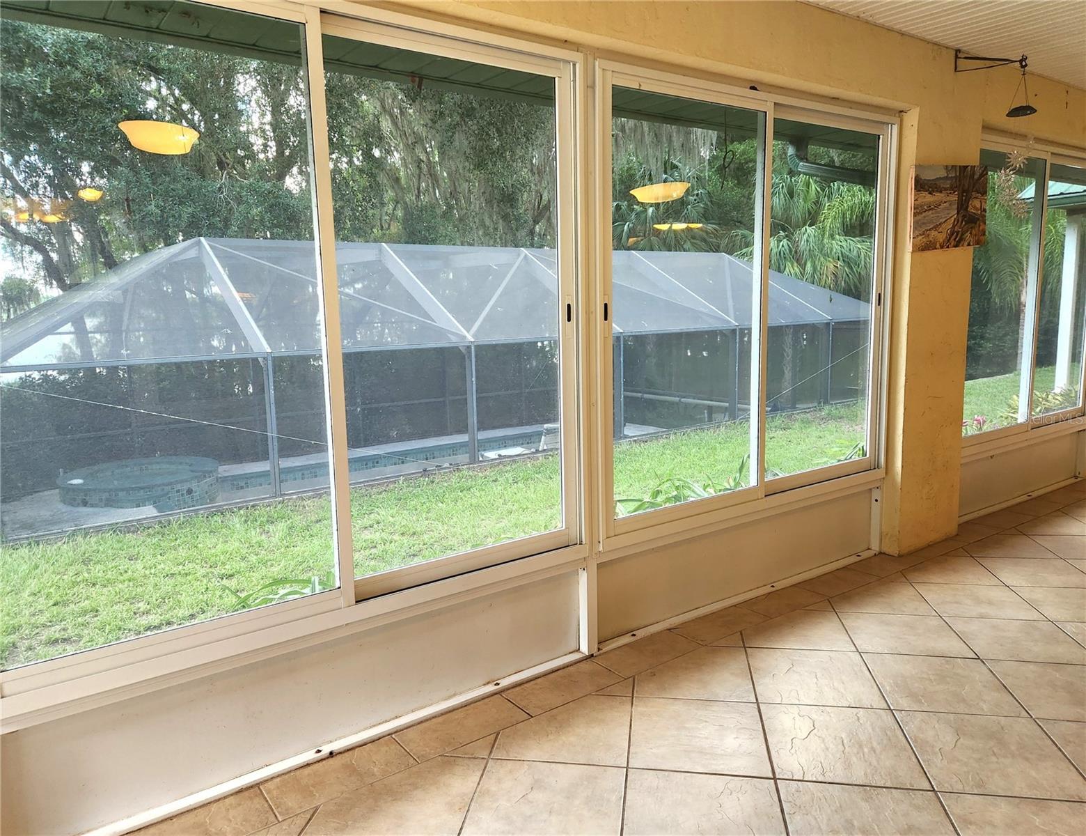 ACREAGE NONSUB - Residential