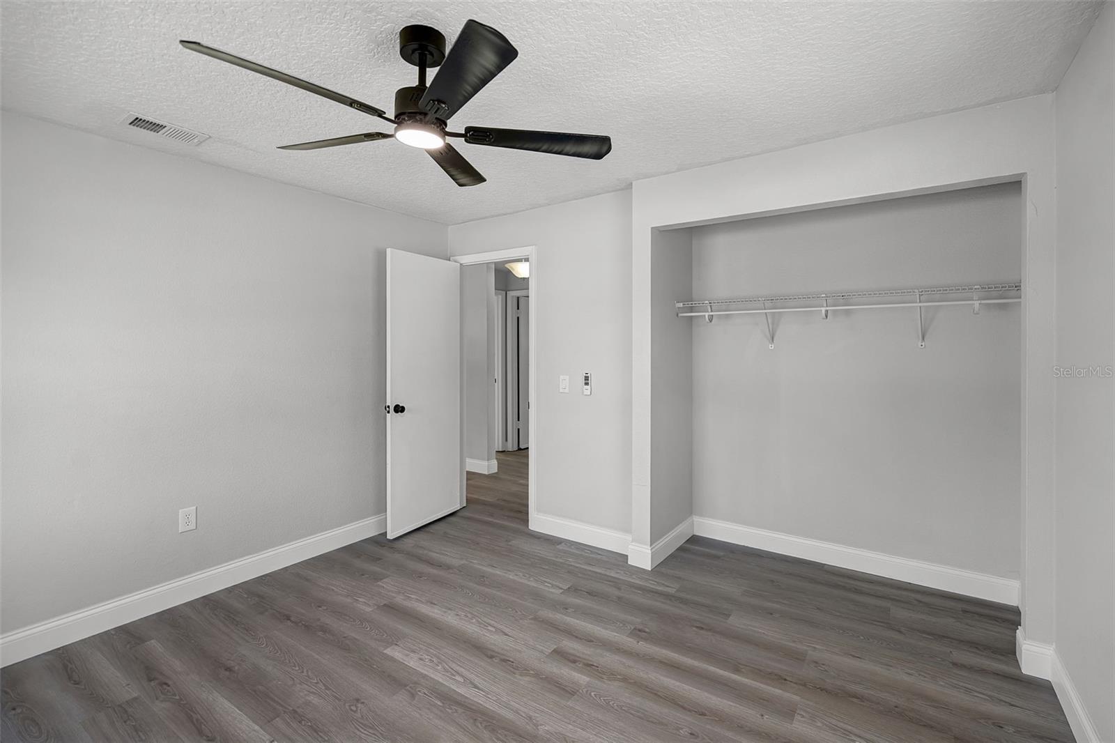 LAKE IDYLL ESTATES - Residential Lease