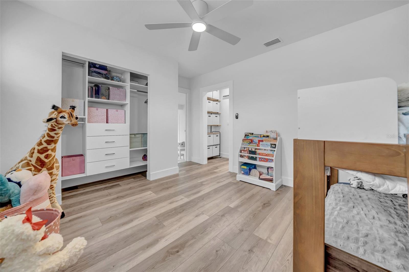 COLONIAL PARKS REP - Residential