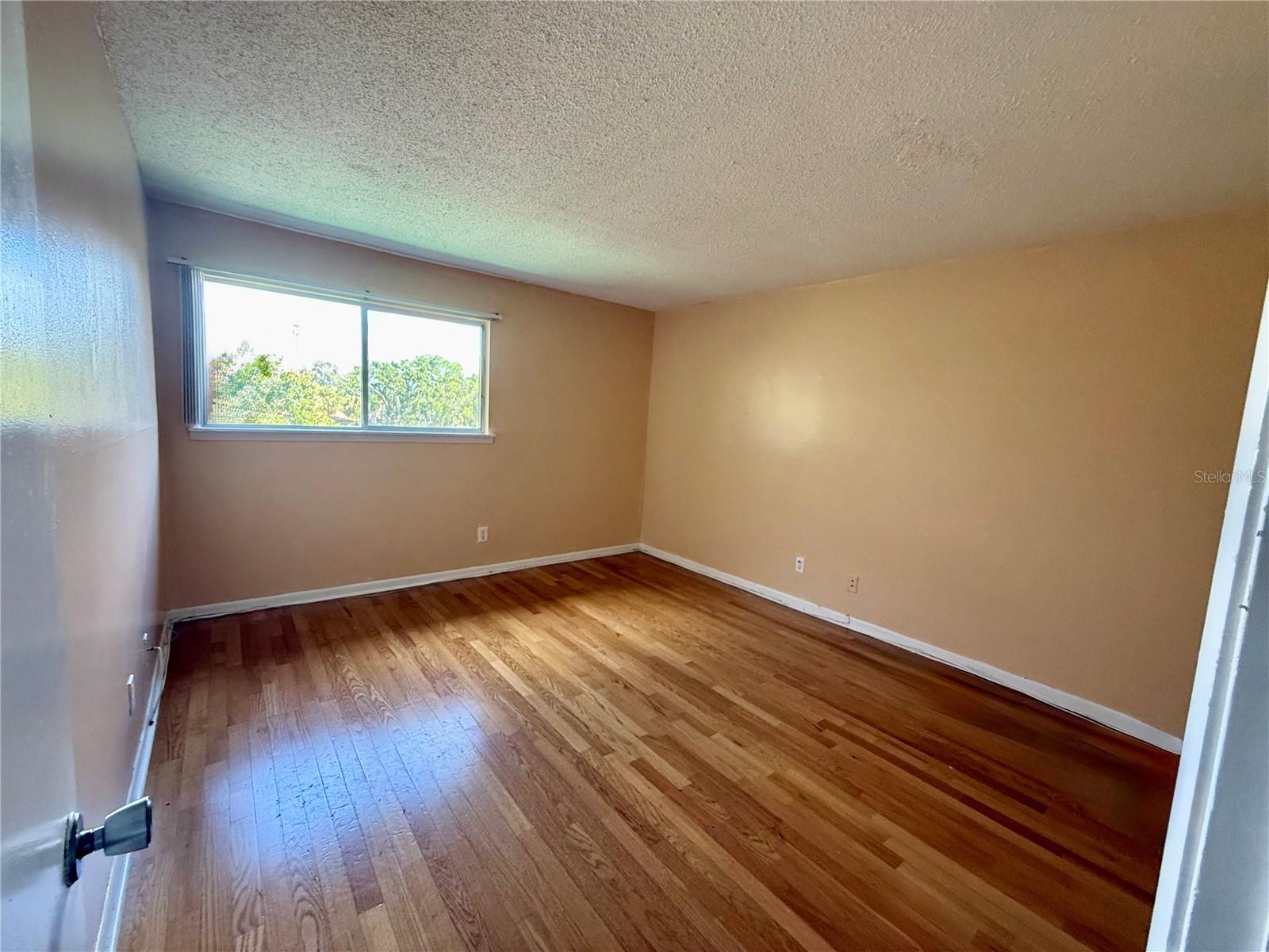 NORTH BAY VILLAGE CONDO - Residential Lease