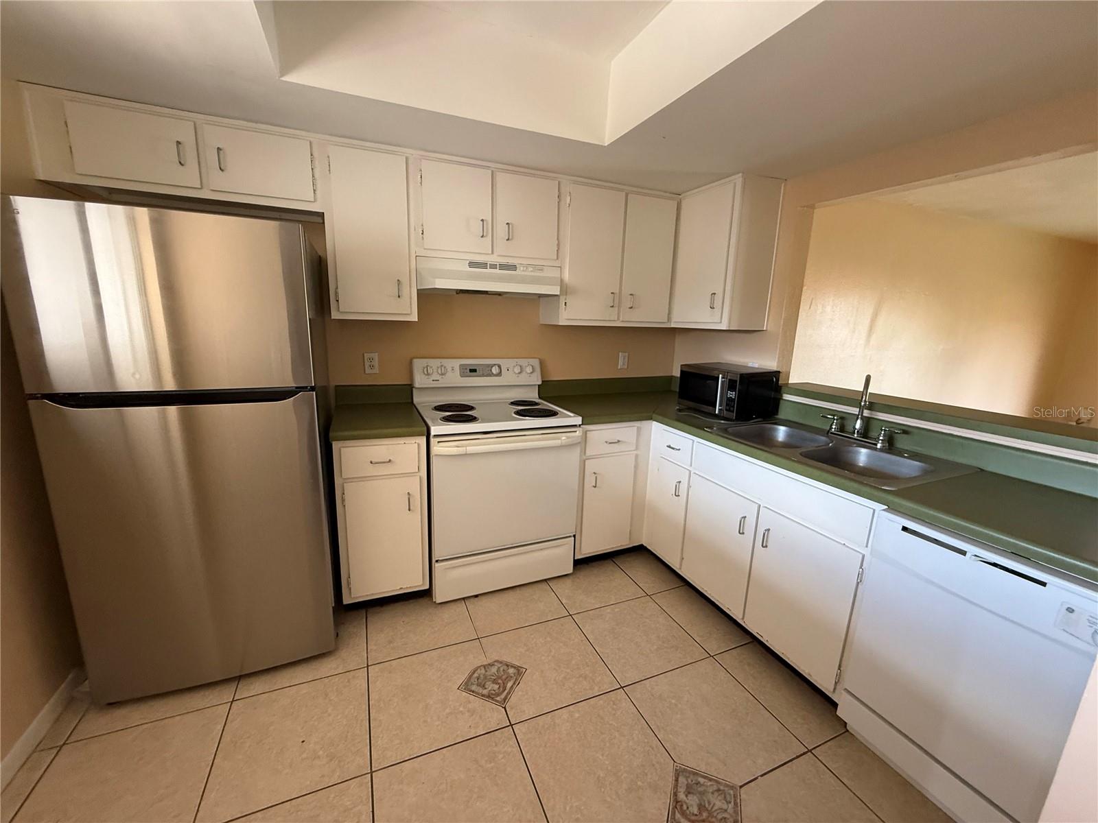 NORTH BAY VILLAGE CONDO - Residential Lease