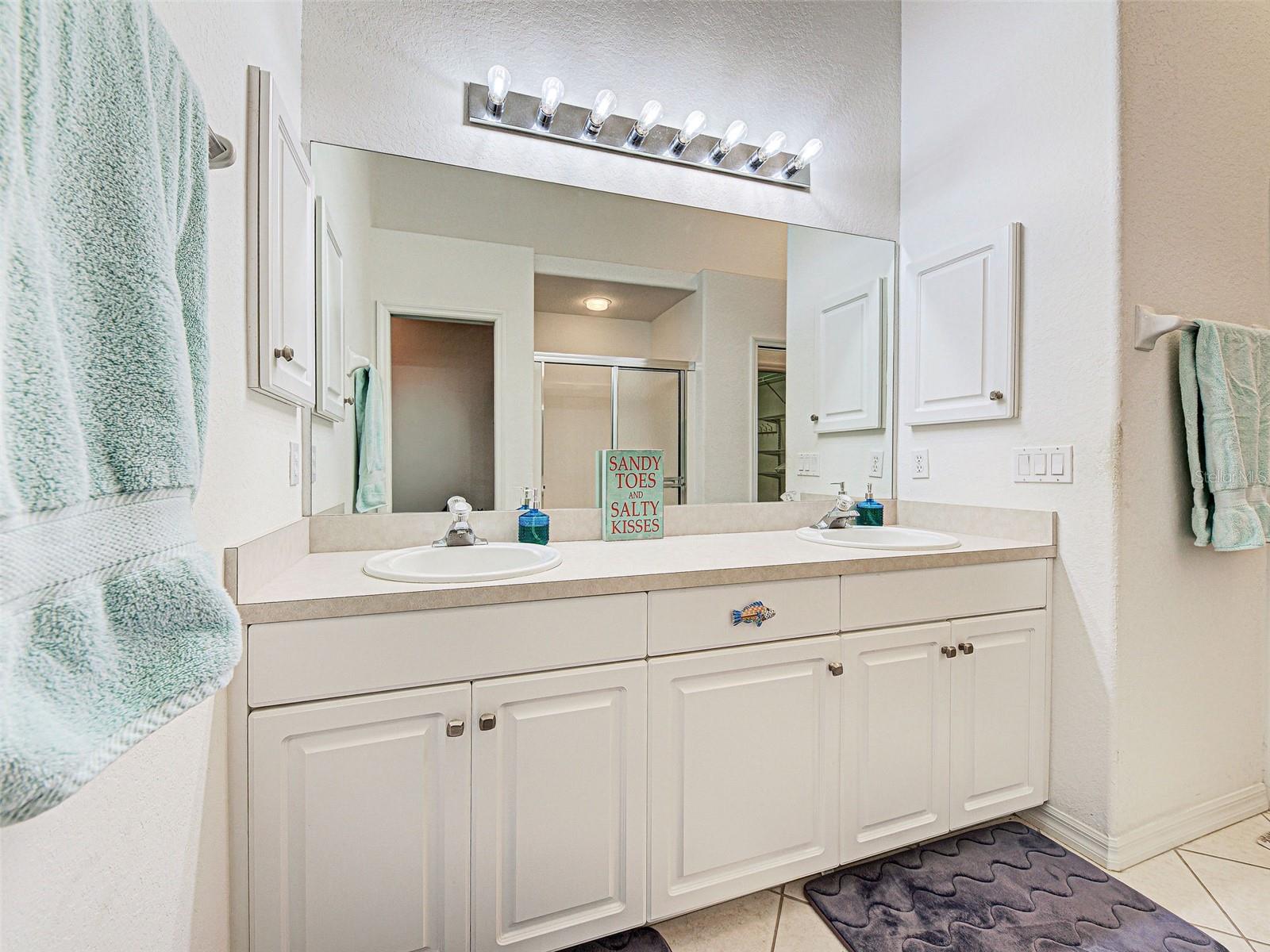 CASA DEL LAGO - Residential