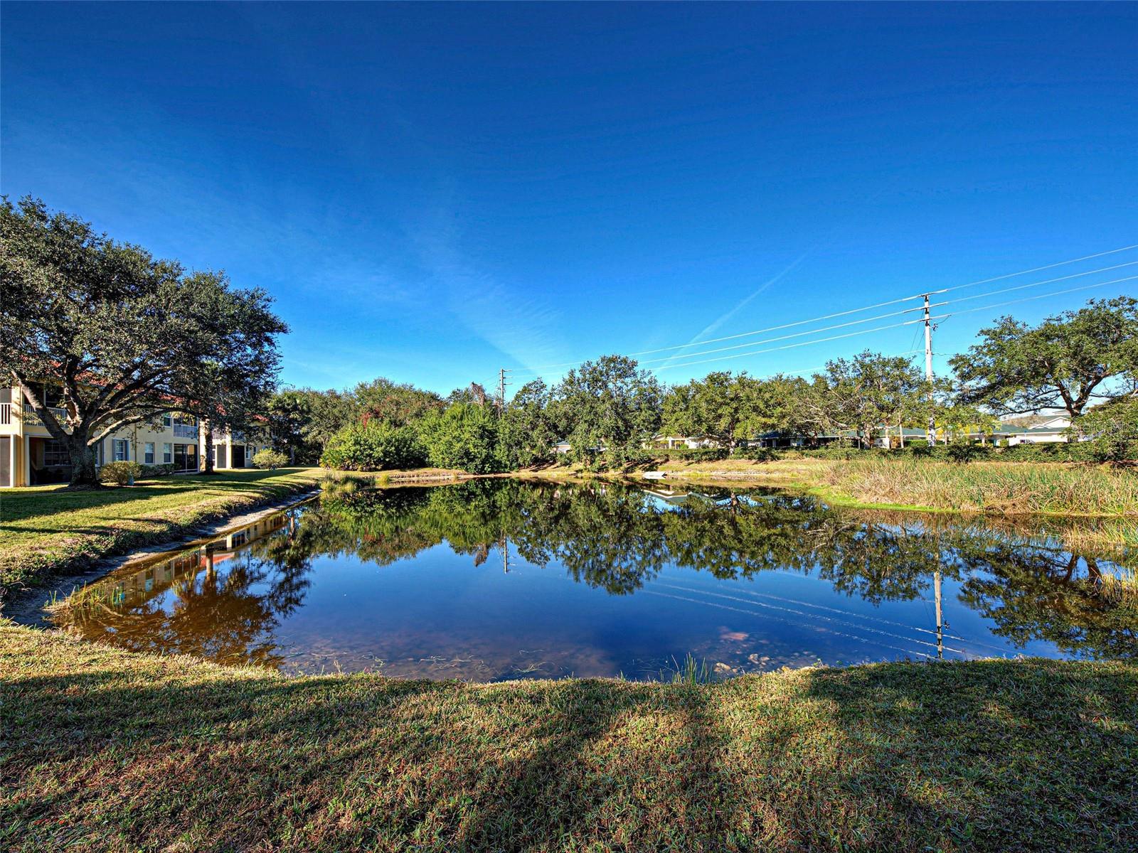 CASA DEL LAGO - Residential