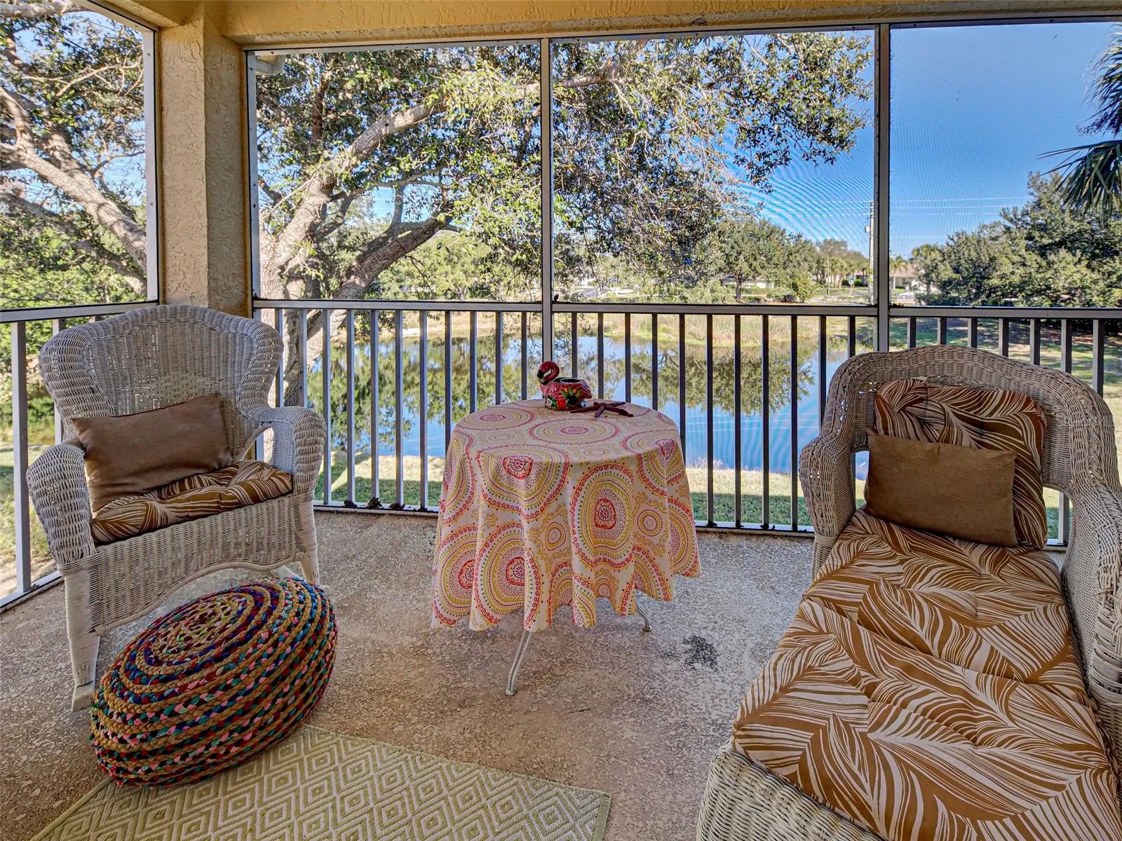 CASA DEL LAGO - Residential