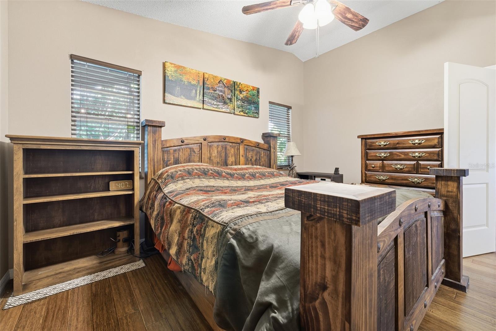 BEARDED OAKS - Residential