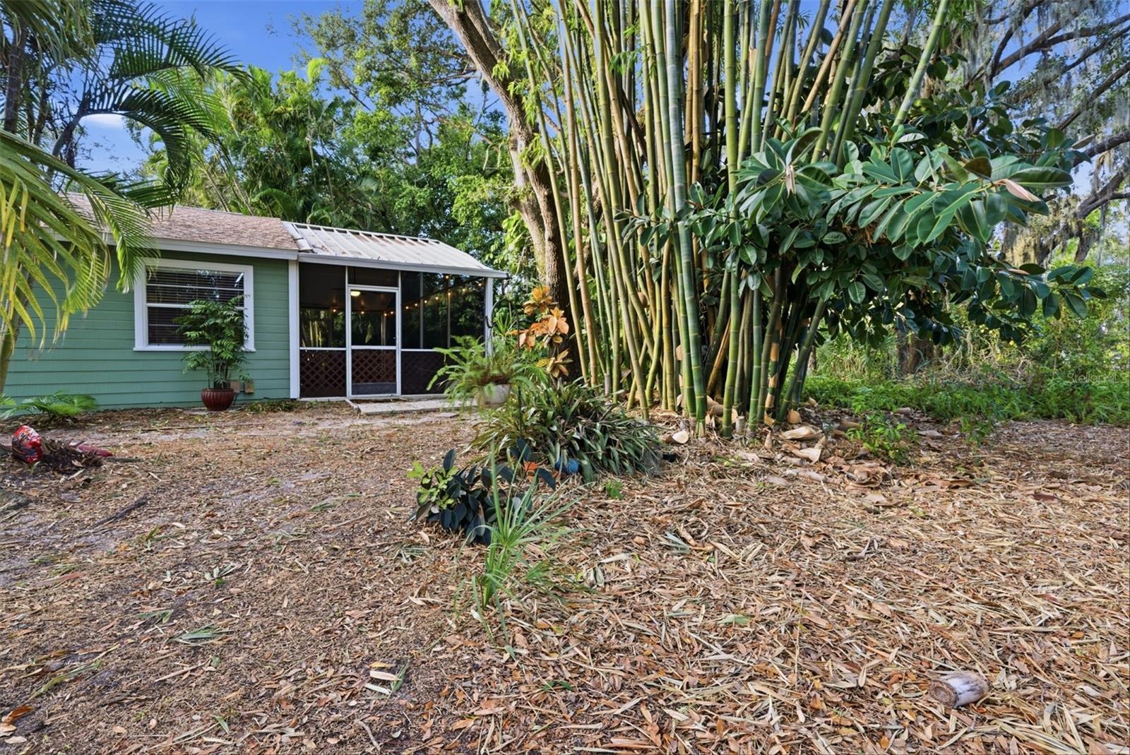 BEARDED OAKS - Residential