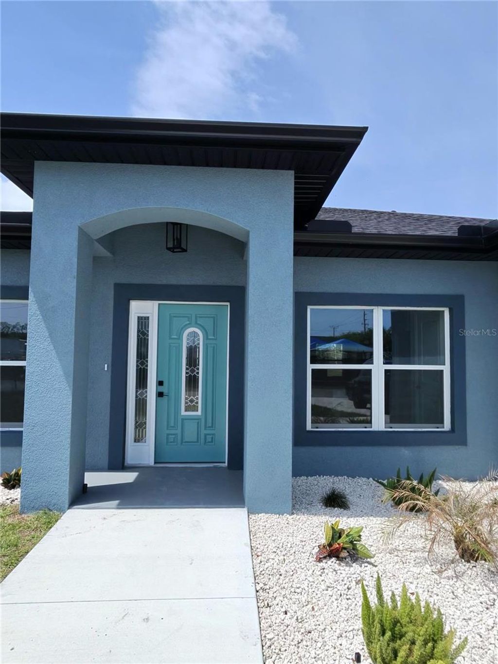 Photo of 1754 Maryland Avenue, Ormond Beach, FL 32174 (MLS # V4948624)