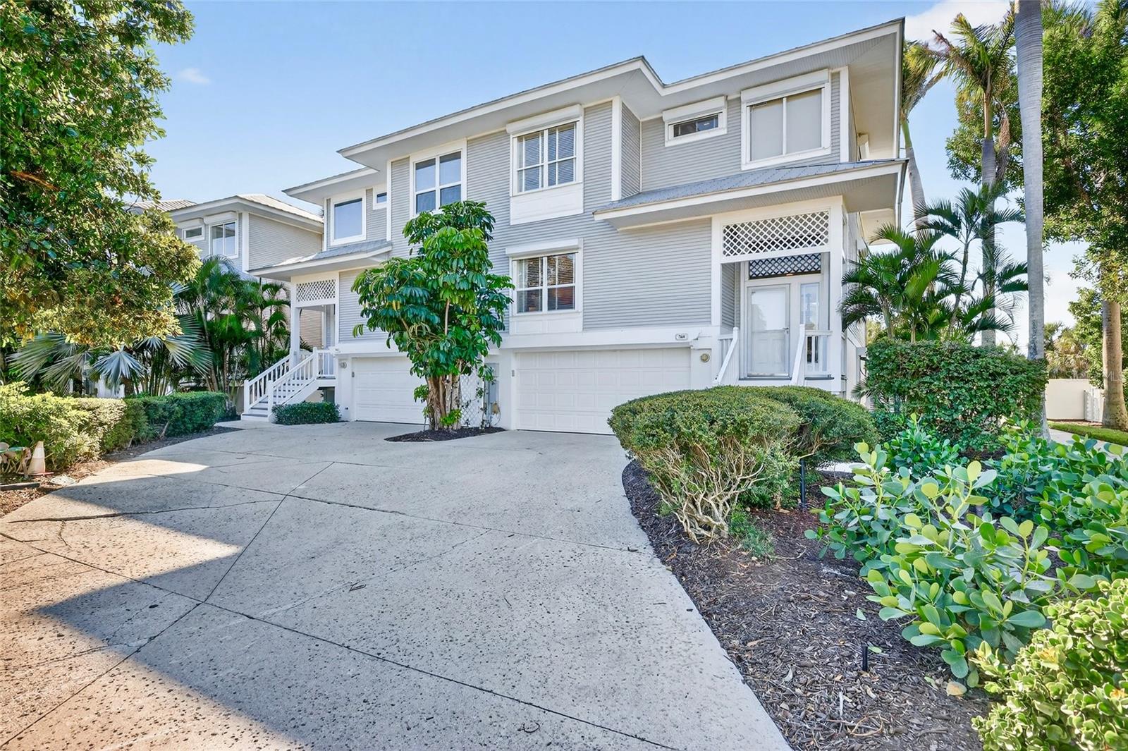 760 BEACH VIEW DRIVE