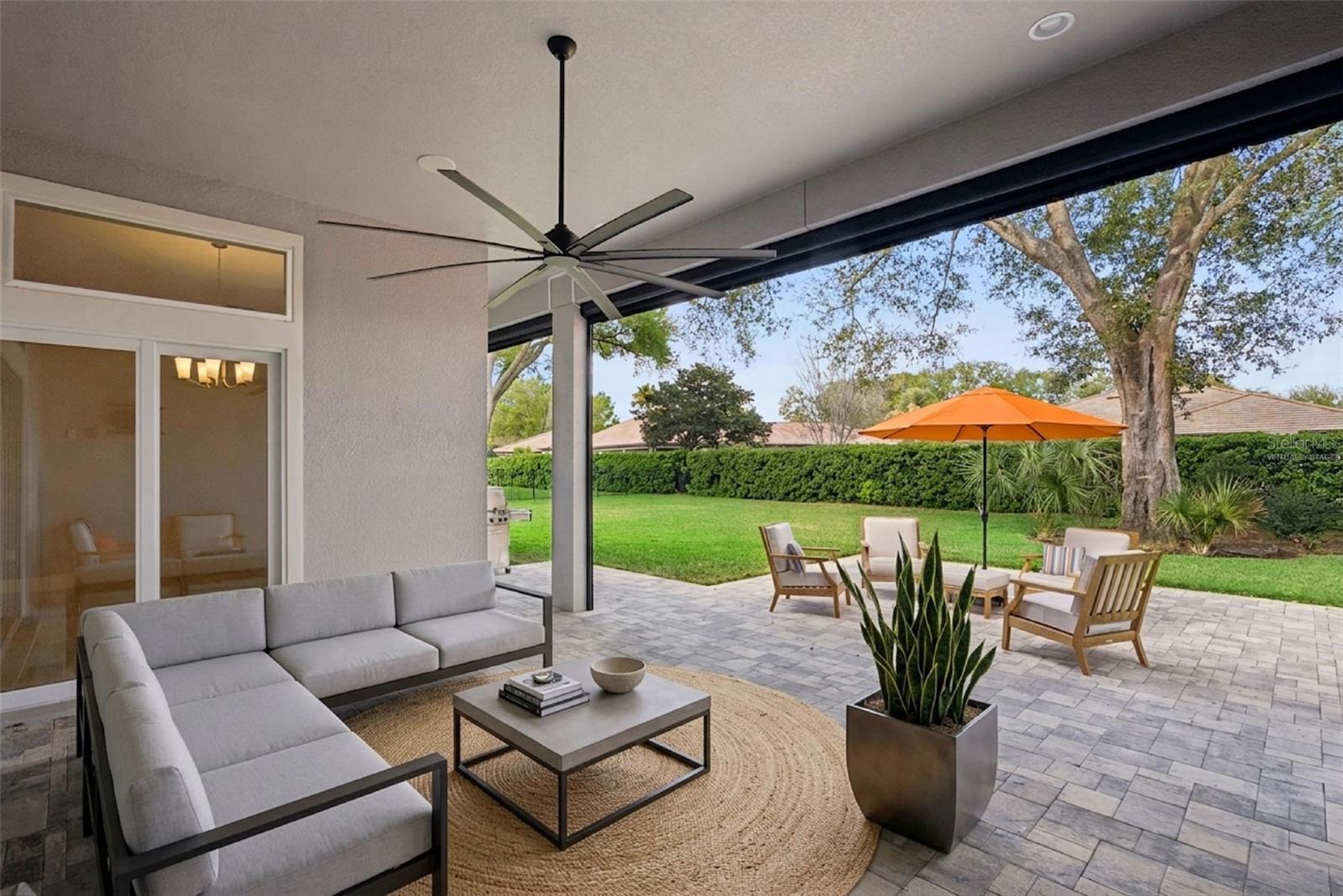 HEATHROW COUNTRY ESTATE - Residential