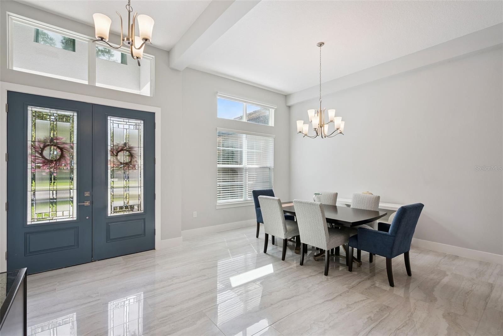 HEATHROW COUNTRY ESTATE - Residential