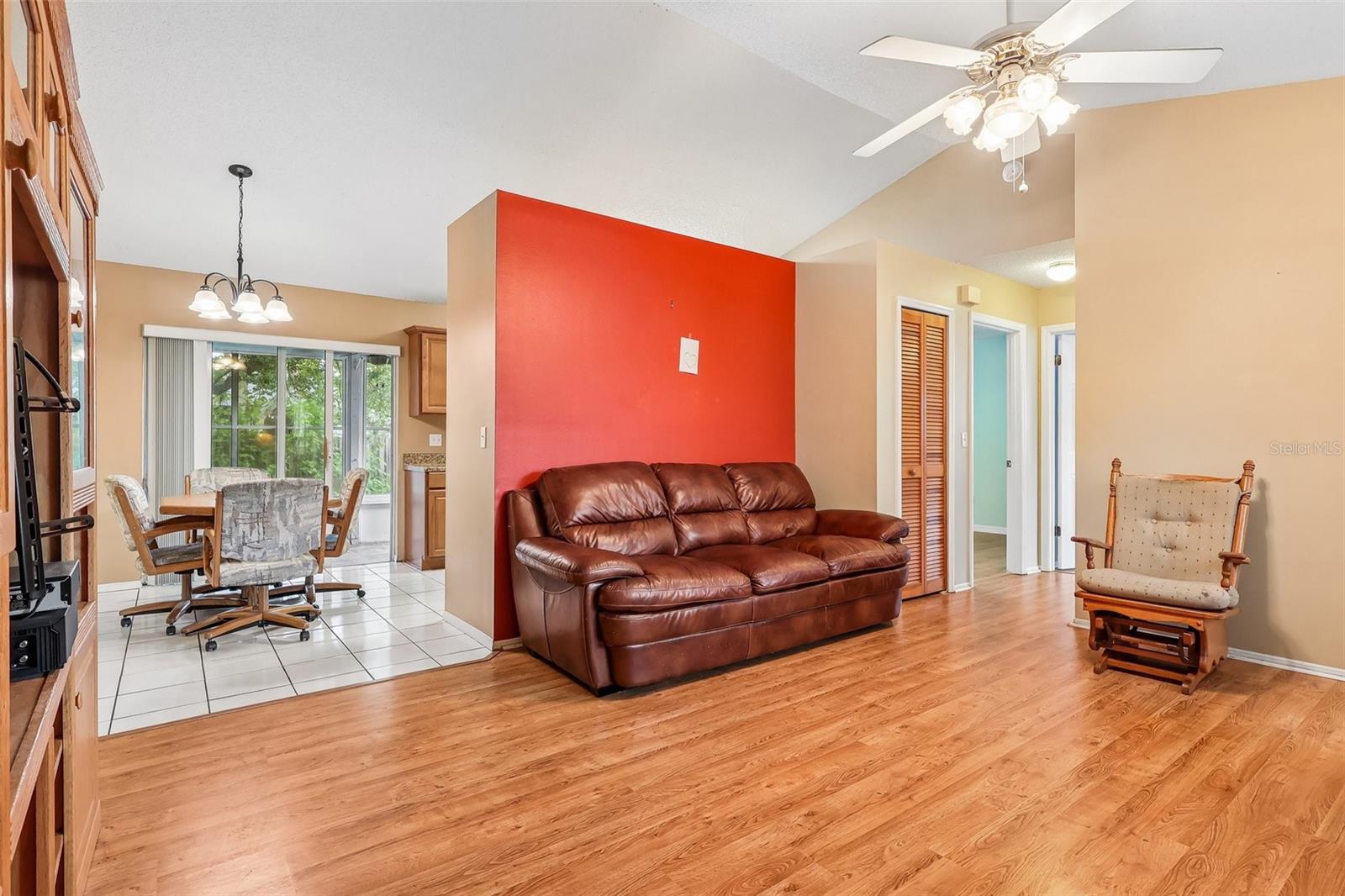 1115 SLAYDEN COURT