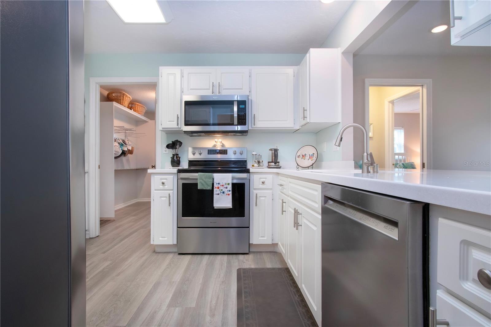 CALOOSA COUNTRY CLUB ESTATES U - Residential