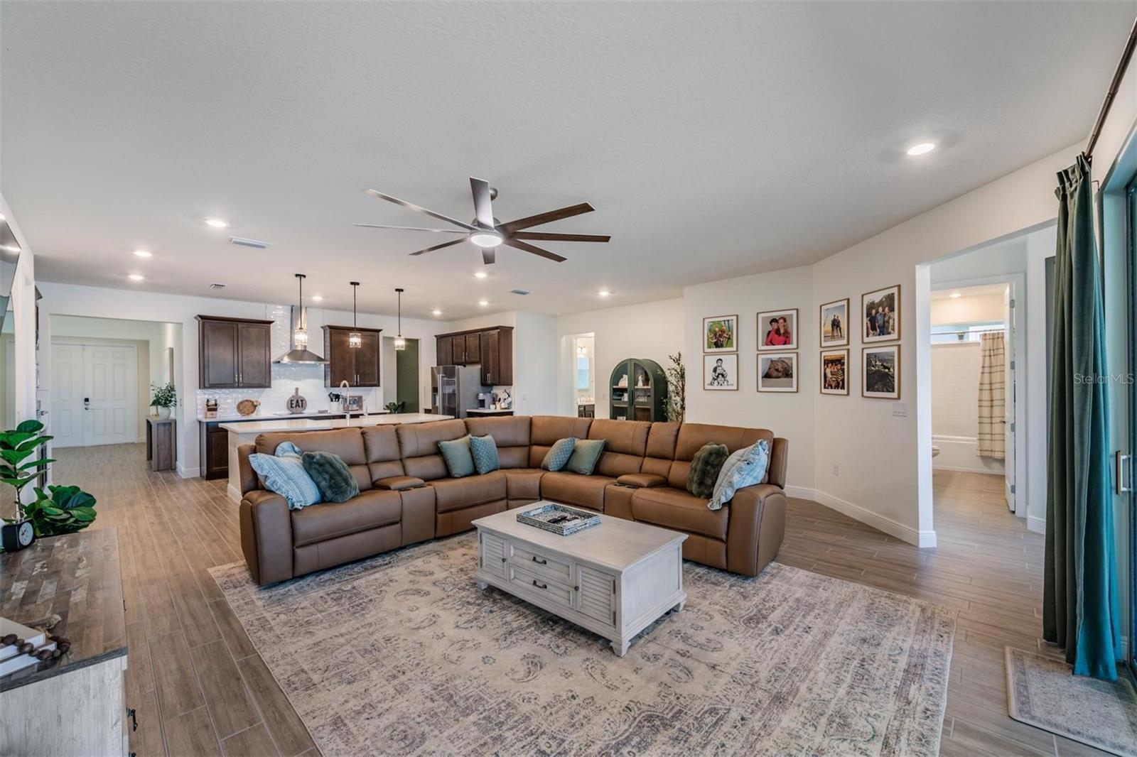 PARRISH LKS PH IIA1 - Residential