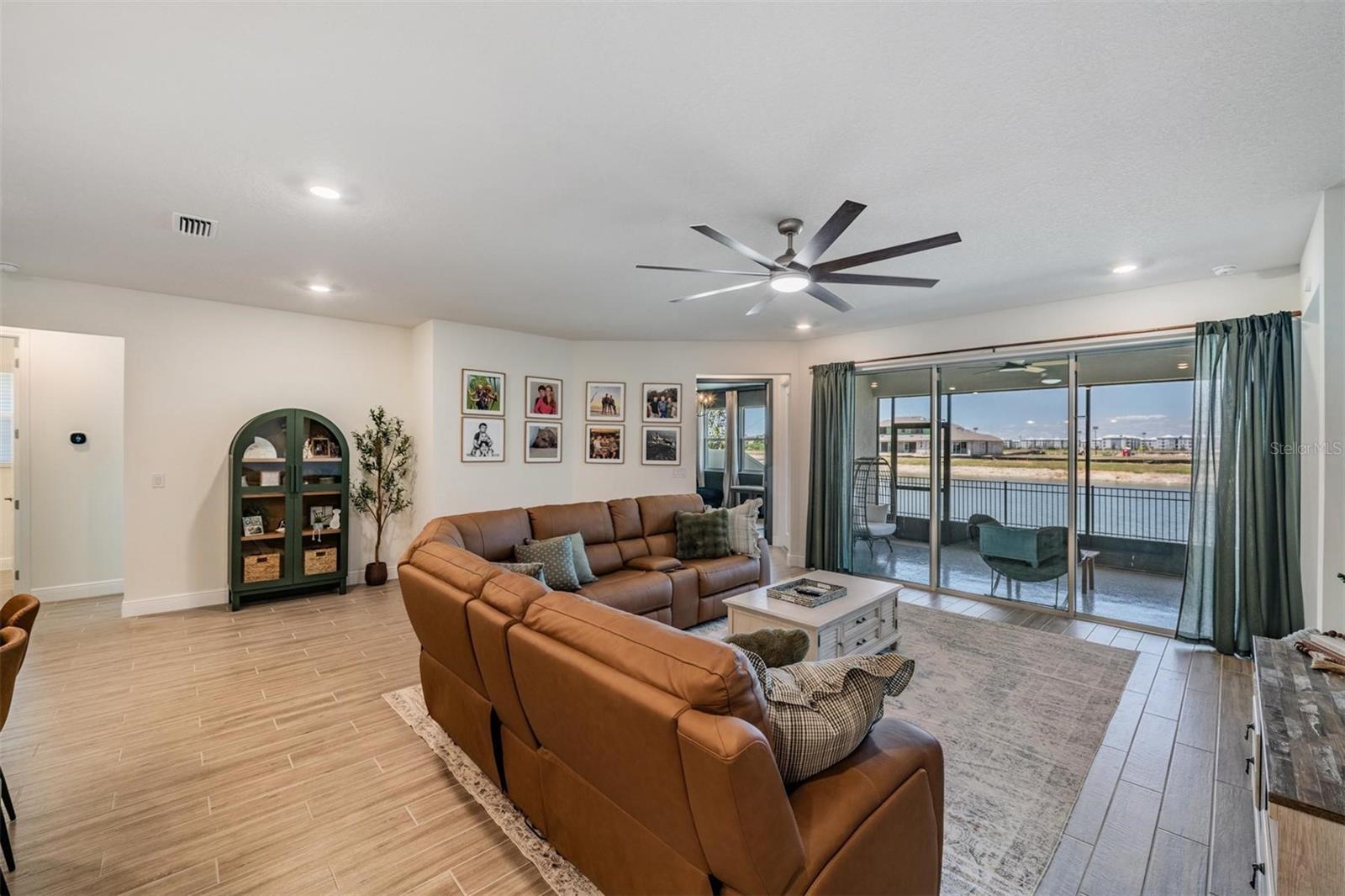 PARRISH LKS PH IIA1 - Residential