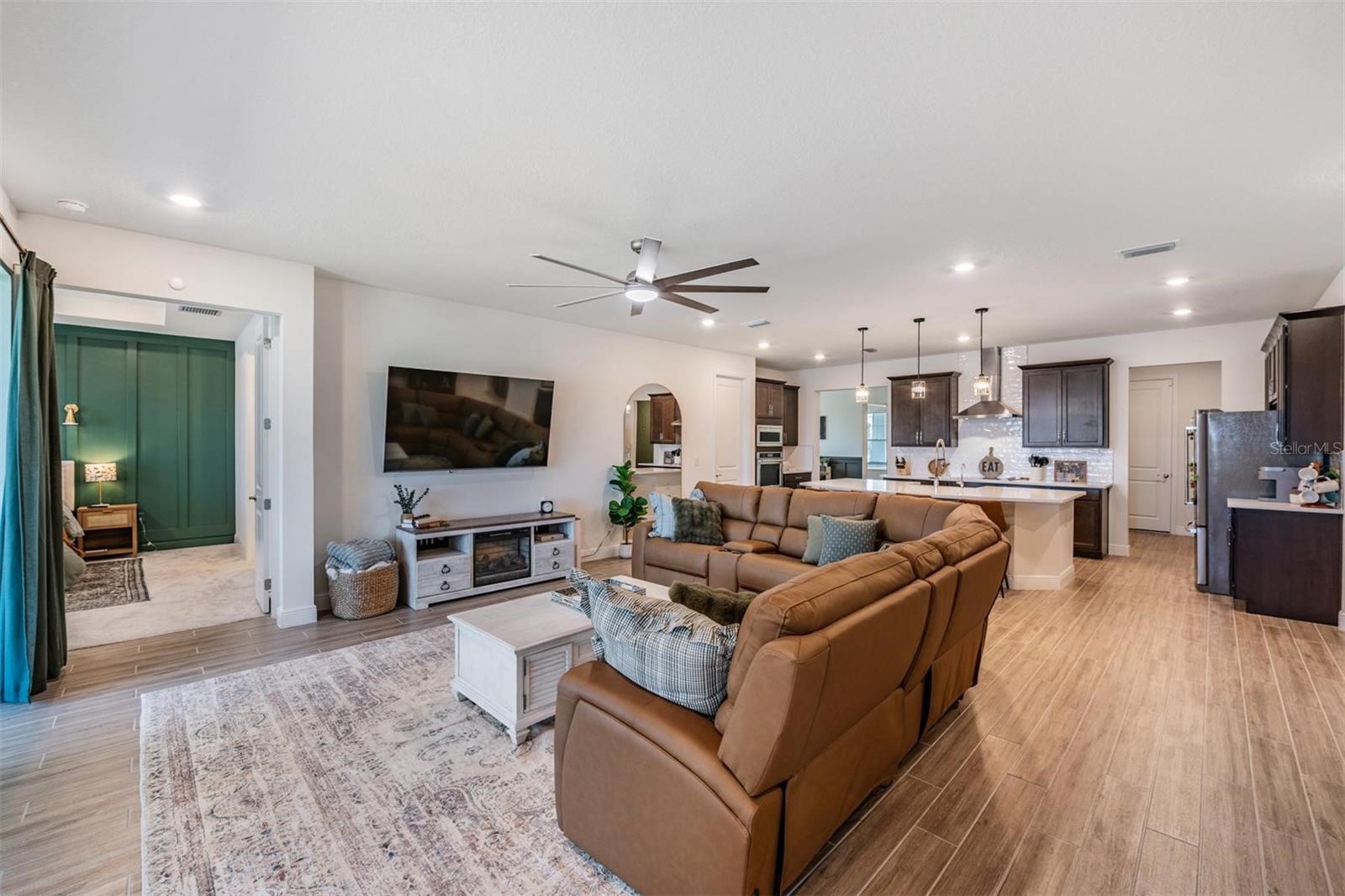 PARRISH LKS PH IIA1 - Residential
