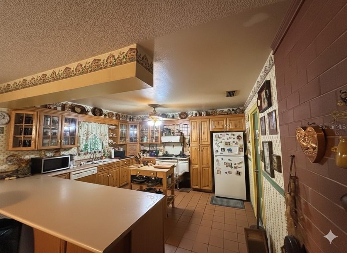 ROCKY RIVER SITES - Residential