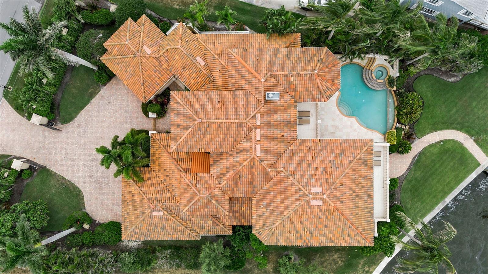 1541 CARIBBEAN DRIVE